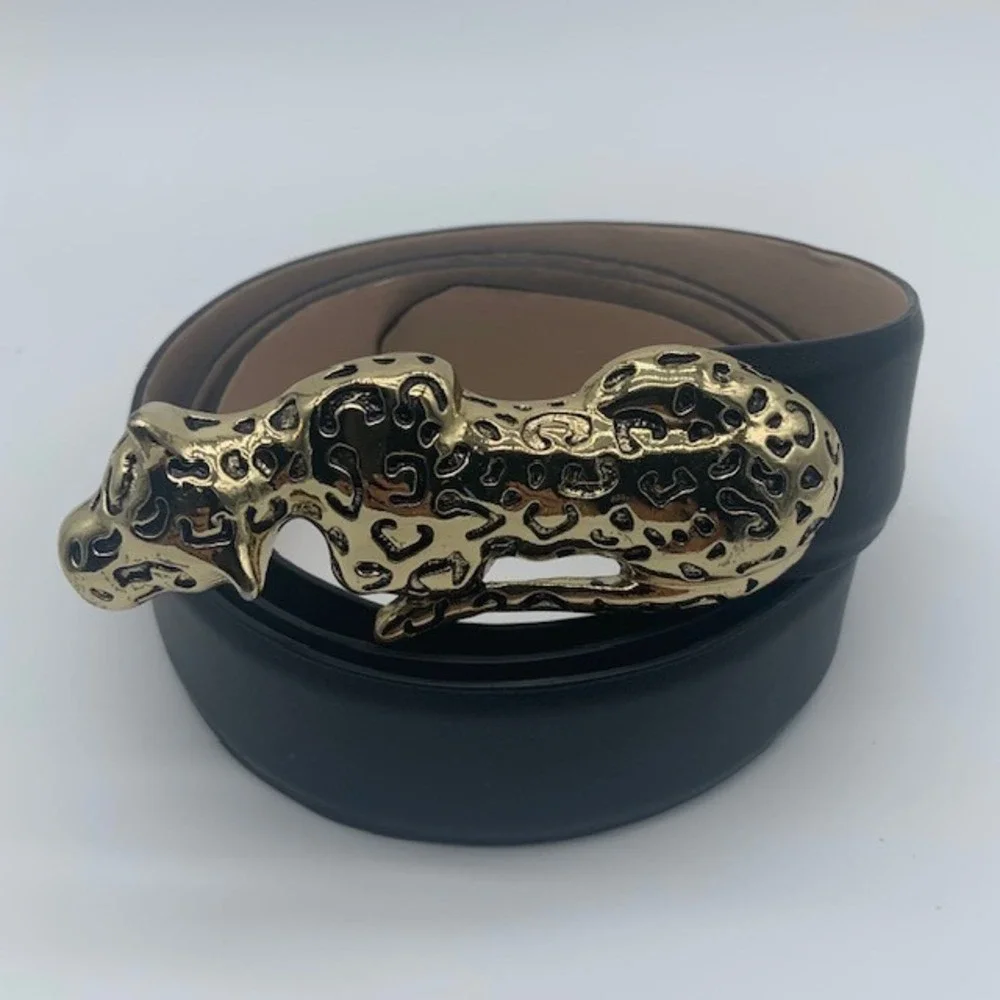 Chico's Gold Leopard Buckle Belt Leather Animal Statement Mob Wife Old Money 47